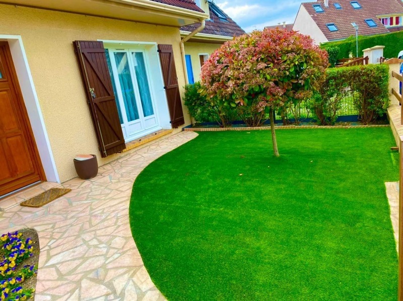 Gazon synth&eacute;tique