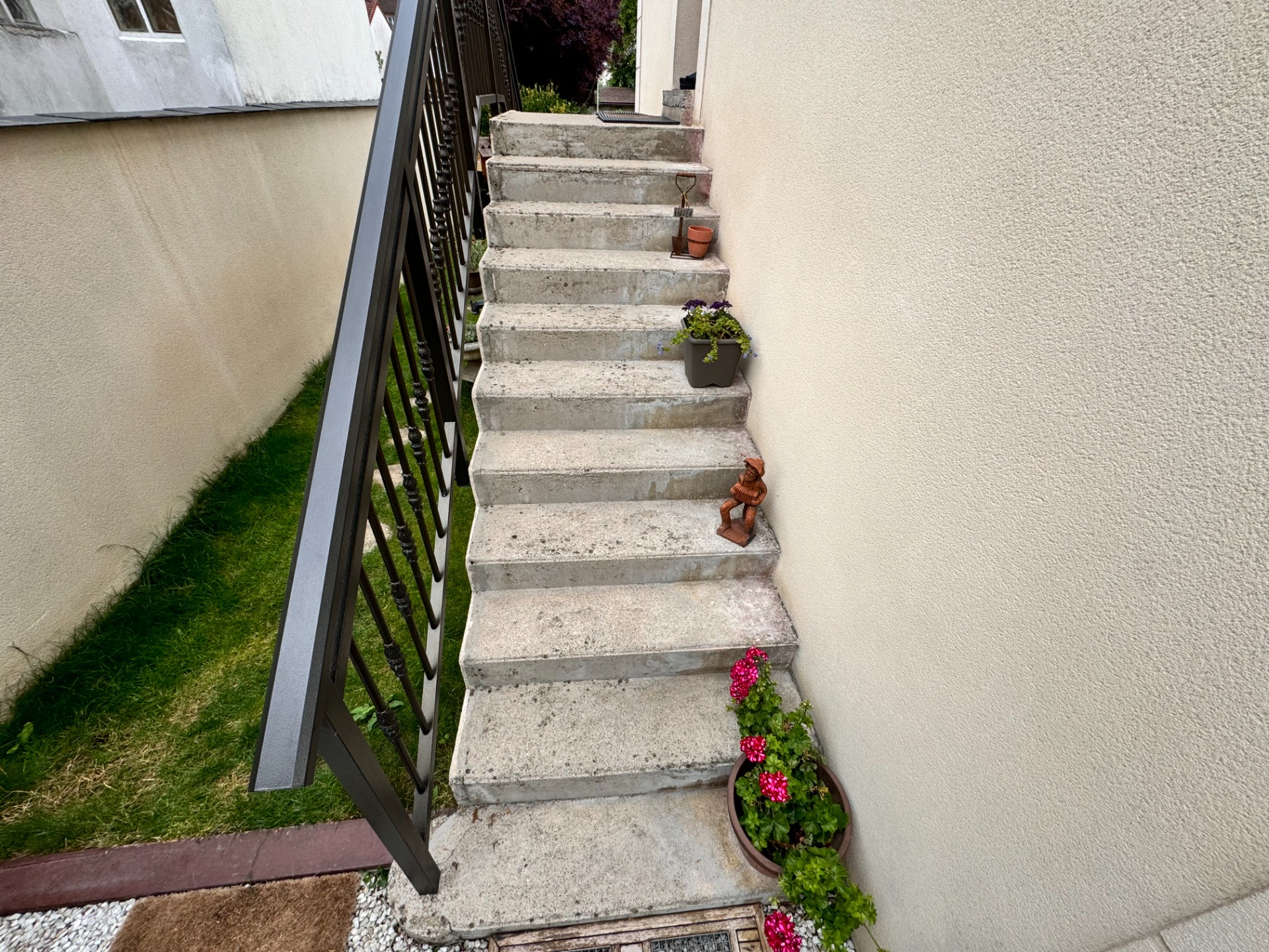 R&eacute;sin&eacute;o escalier desert